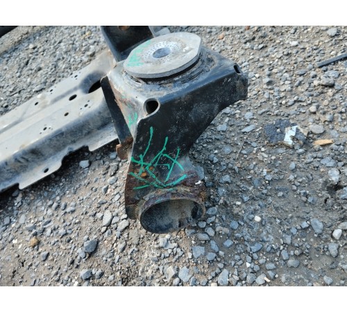 Балка передняя