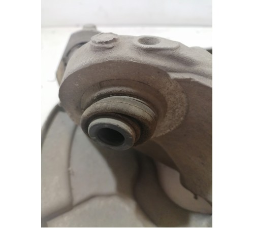 Кулак подвески задний правый, цапфа