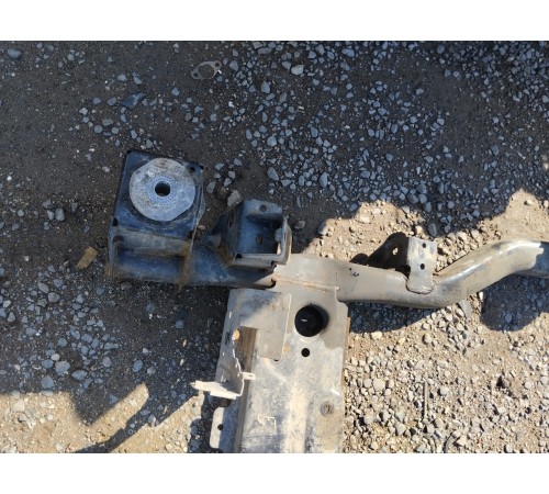 Балка передняя