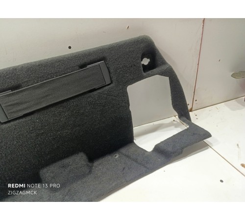 Обшивка багажника левая