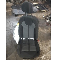 Сиденье (переднее, правое)