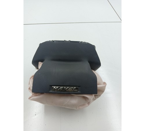 Подушка безопасности водителя