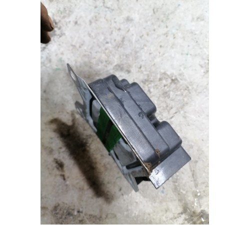 Блок управления подушками безопасности