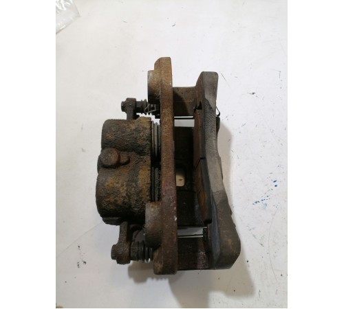 Суппорт передний правый