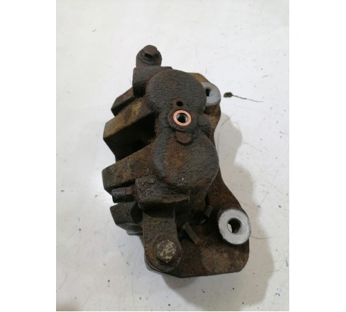 Суппорт передний правый