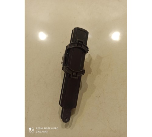 Амортизатор открывания бардачка