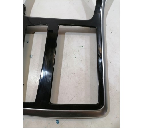 Накладка центральной консоли