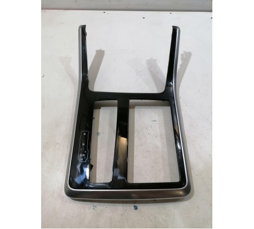 Накладка центральной консоли