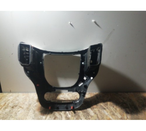 Накладка на центральную консоль (торпеды)