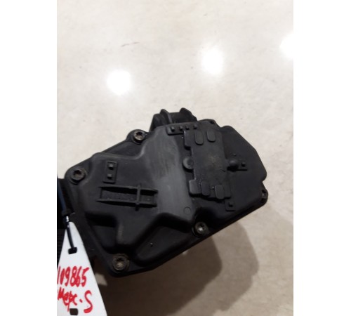 Дроссельная заслонка