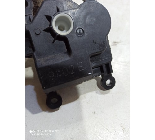 Моторчик привода заслонок отопителя