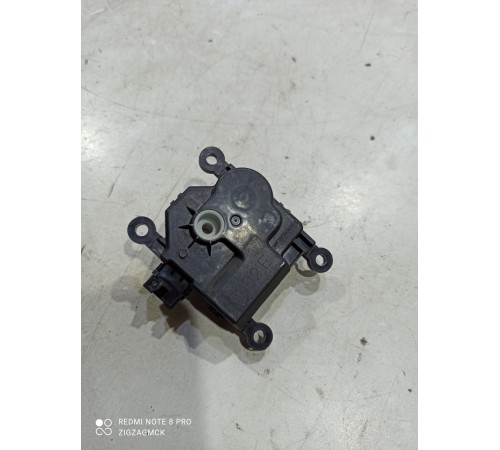 Моторчик привода заслонок отопителя