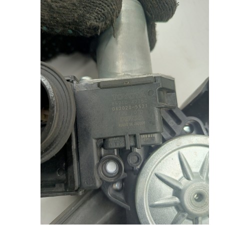 Стеклоподъёмник задний правый