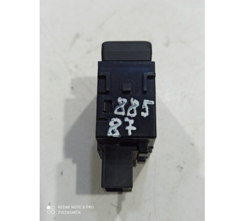 Кнопка антизаноса (ESP STOP)