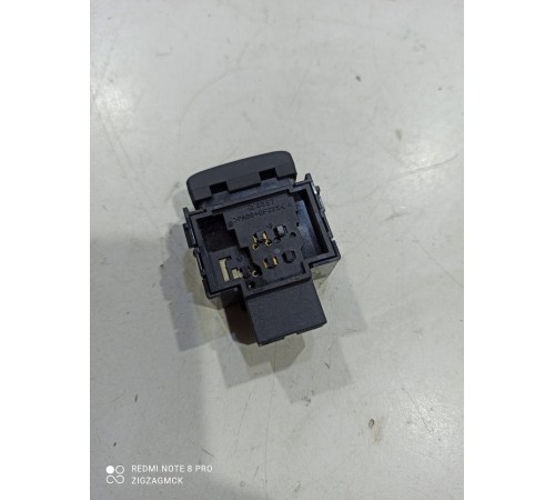 Кнопка антизаноса (ESP STOP)