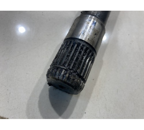 Привод(полуось) передний правый