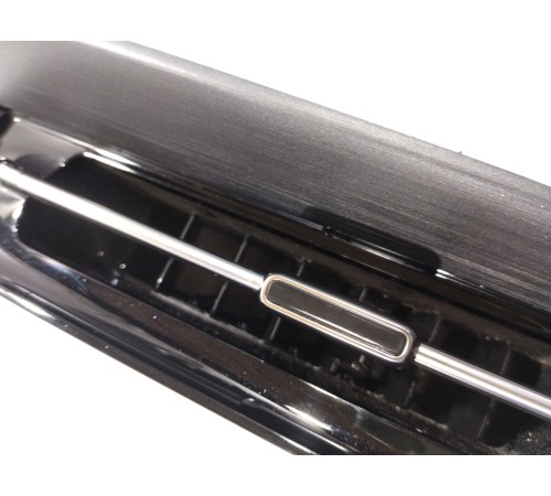 Воздушный дефлектор салона передний