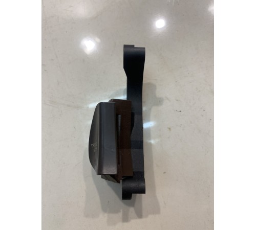 Кнопка на руле