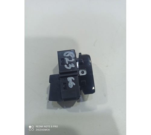 Кнопка блокировки дверей