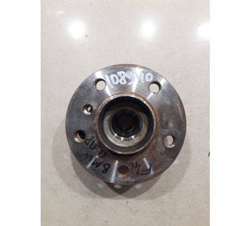 Ступица передняя правая