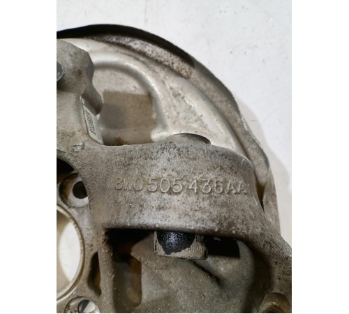 Кулак поворотный задний правый