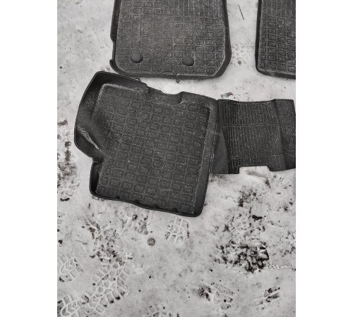 Комплект ковриков салона