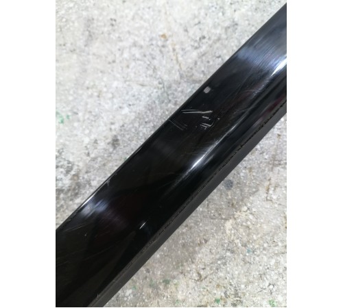 Молдинг стекла задний правый