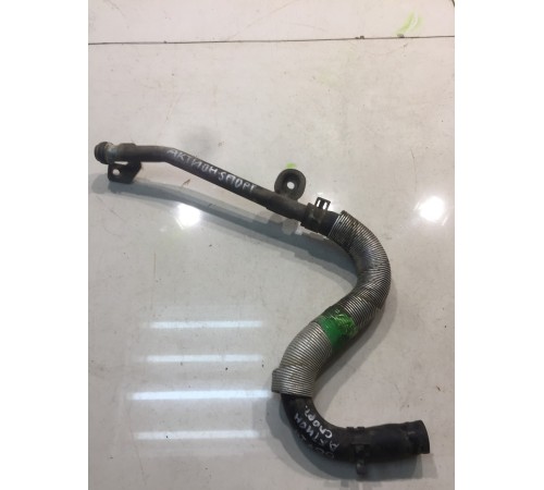 Патрубок системы охлаждения