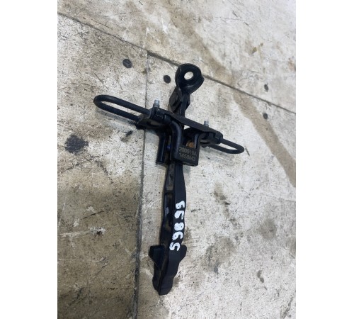 Ограничитель двери задней левой