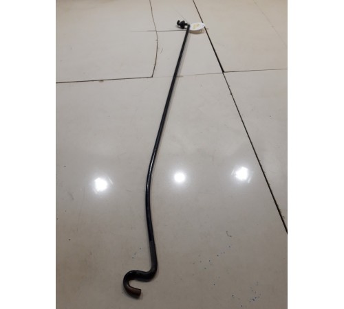 Держатель капота