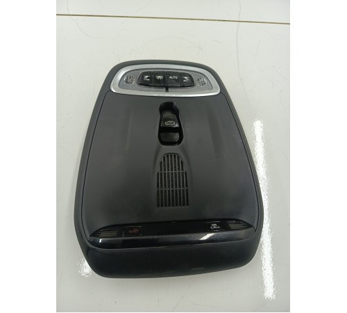 Плафон внутреннего освещения передний