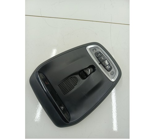 Плафон внутреннего освещения передний