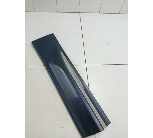 Накладка двери задняя правая нижняя