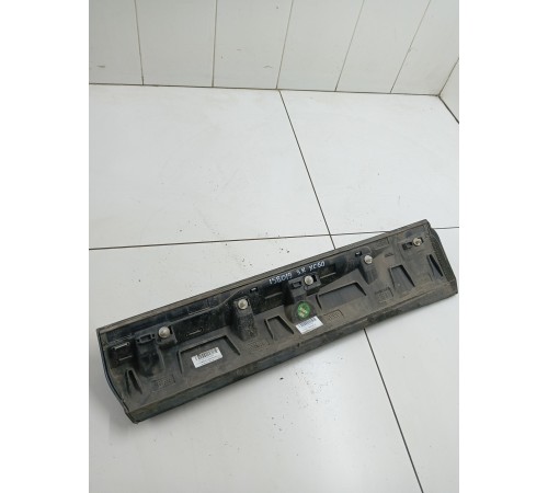 Накладка двери задняя правая нижняя