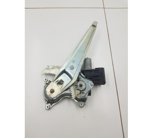 Стеклоподъемник двери задний левый