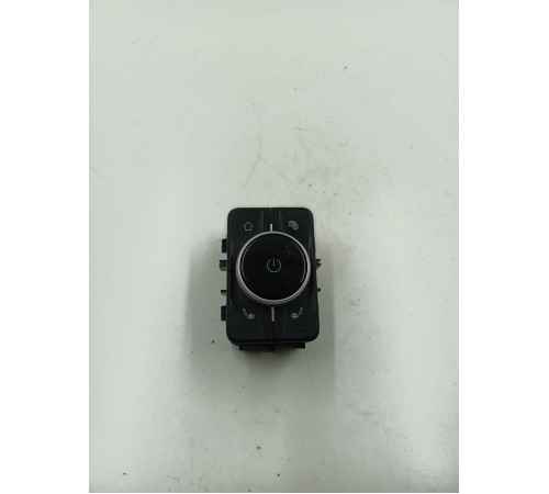 Блок кнопок центральной консоли многофункциональных