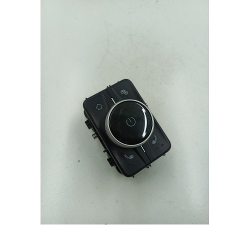 Блок кнопок центральной консоли многофункциональных