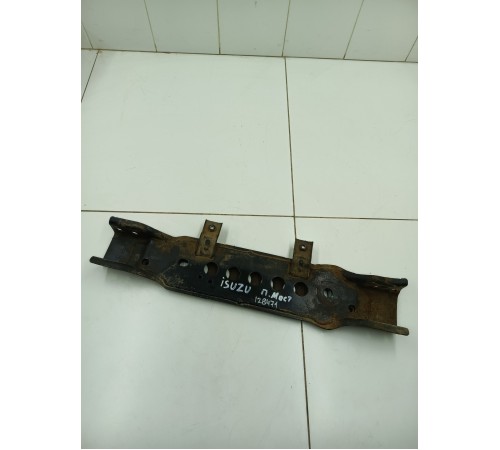 Кронштейн поперечный переднего моста