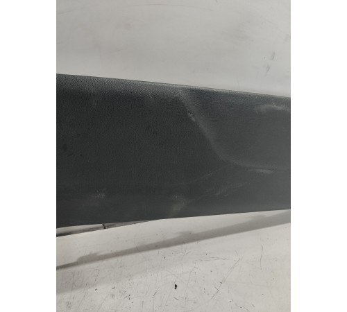 Обшивка центральной стойки правая нижняя