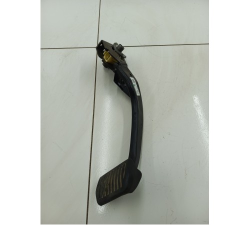 Педаль тормоза