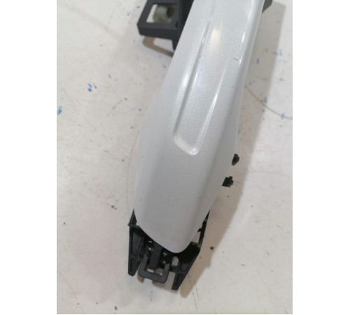 Ручка двери передняя левая наружная