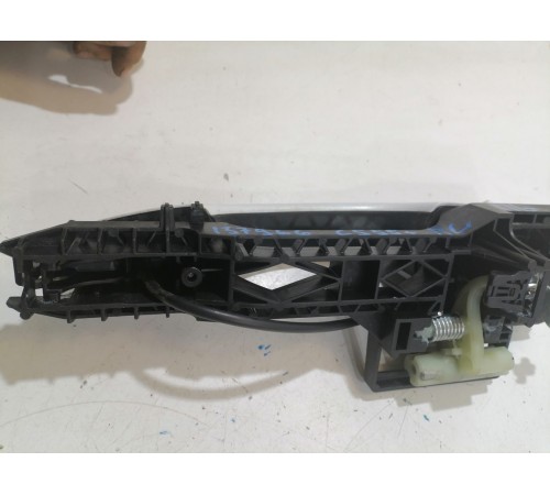 Ручка двери передняя левая наружная