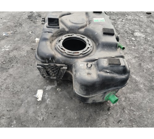 Бак топливный