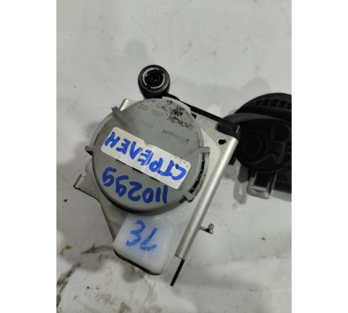 Ремень безопасности (задний левый)