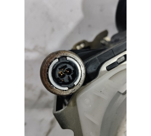 Ремень безопасности (задний левый)