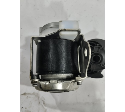 Ремень безопасности (задний левый)