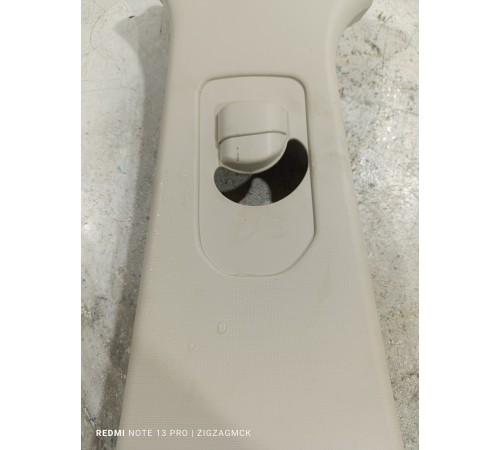 Обшивка центральной стойки левая верхняя