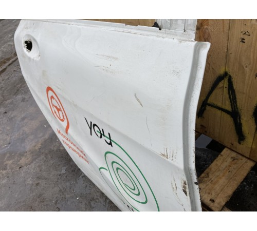 Дверь(задняя правая)