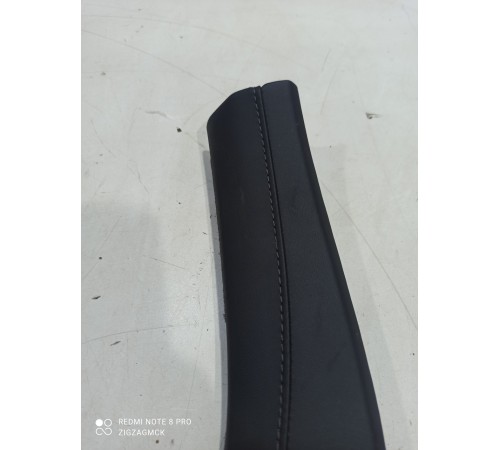 Накладка центральной консоли (правая)