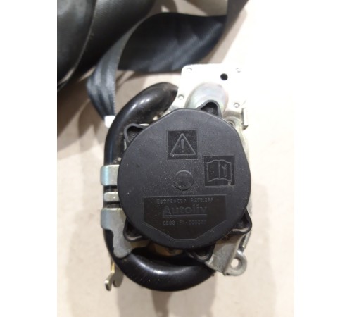 Ремень безопасности (передний левый)